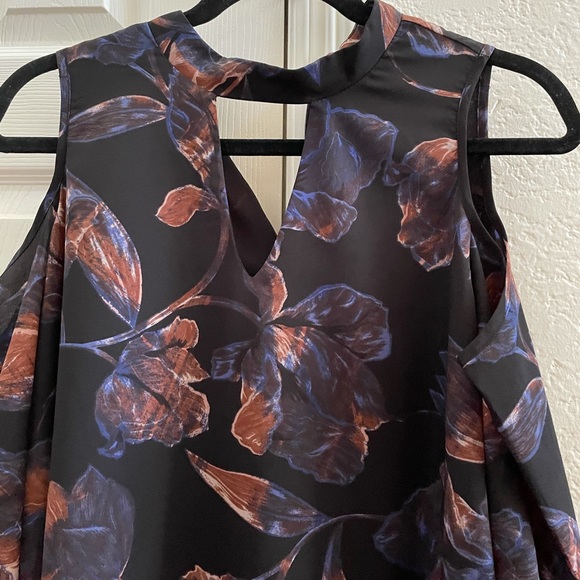 Women’s Everly Dress - Picture 5 of 14